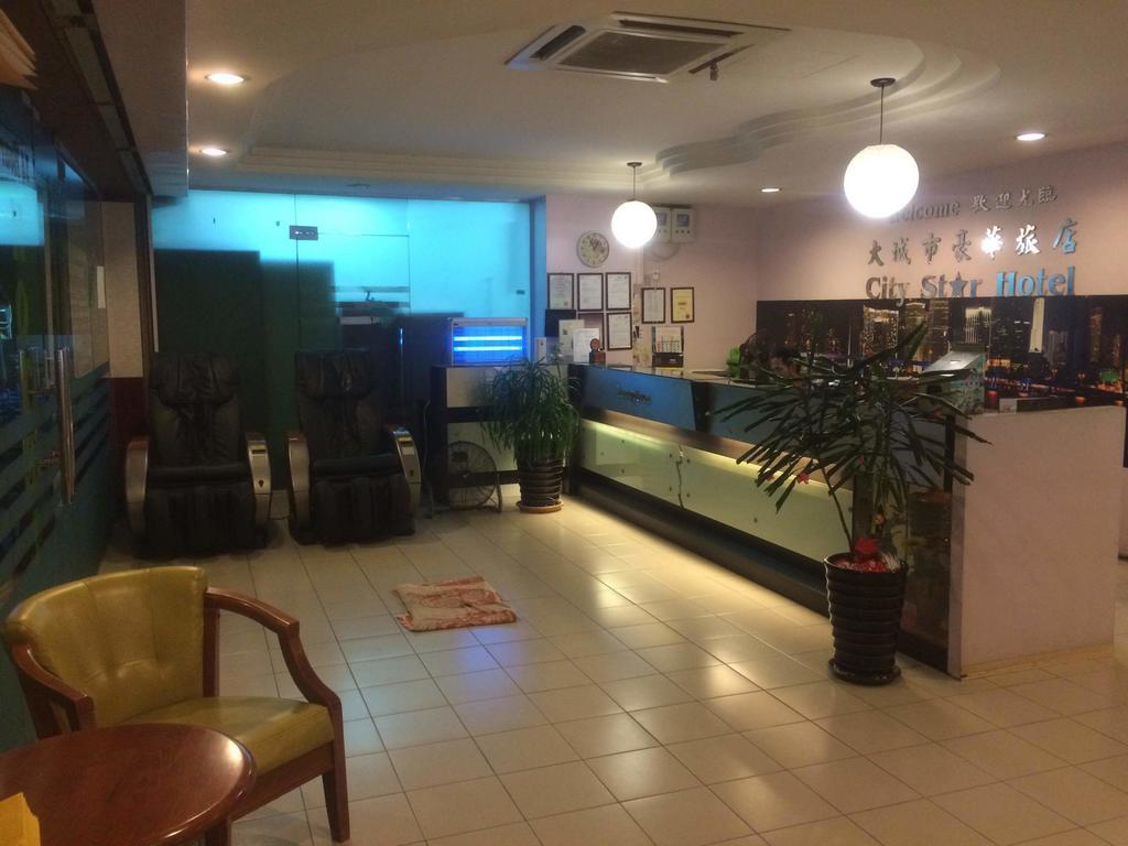 City Star Hotel Kulai Kültér fotó