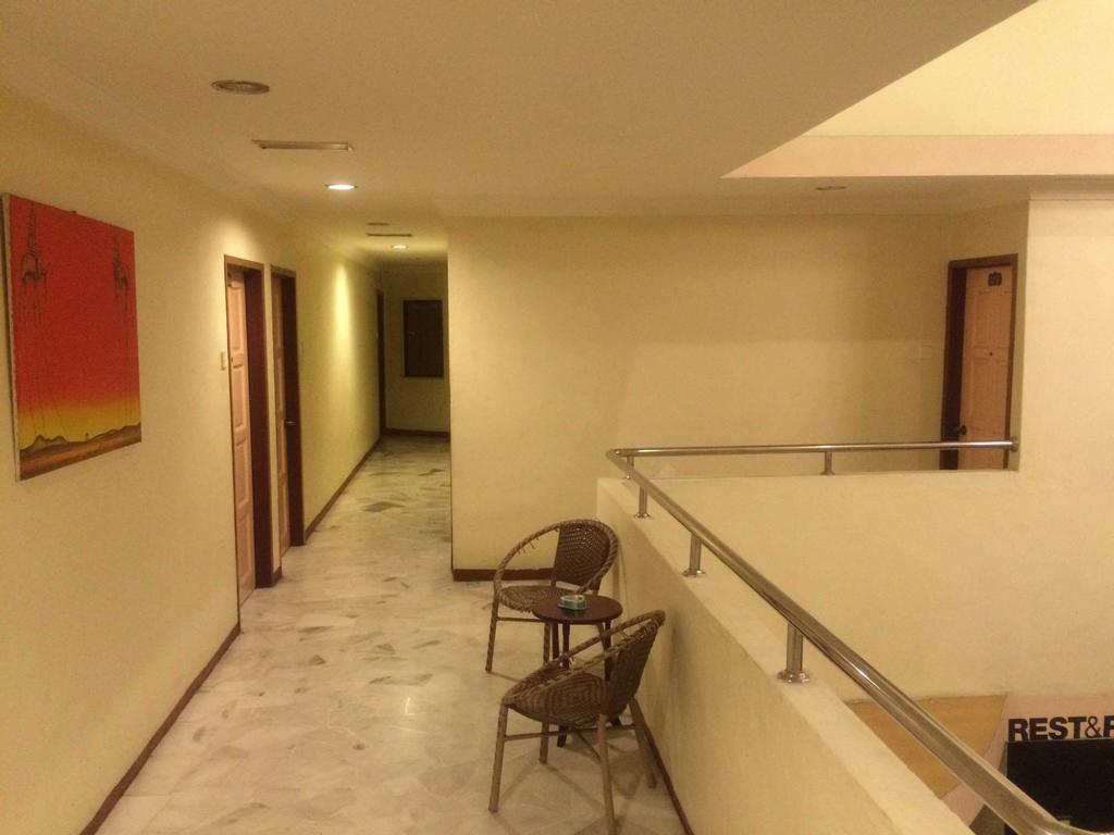 City Star Hotel Kulai Kültér fotó