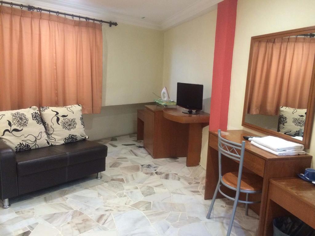 City Star Hotel Kulai Szoba fotó