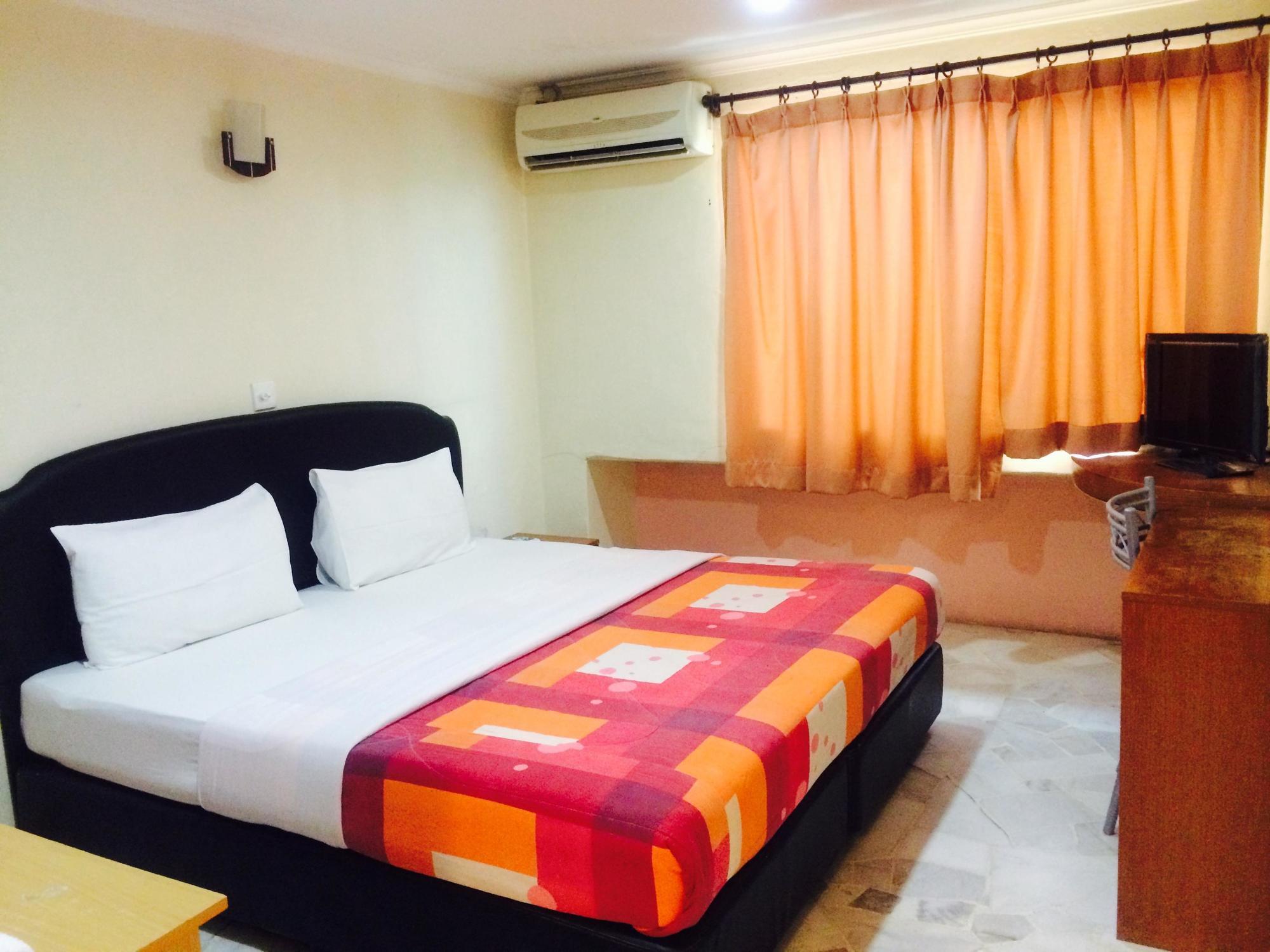City Star Hotel Kulai Kültér fotó